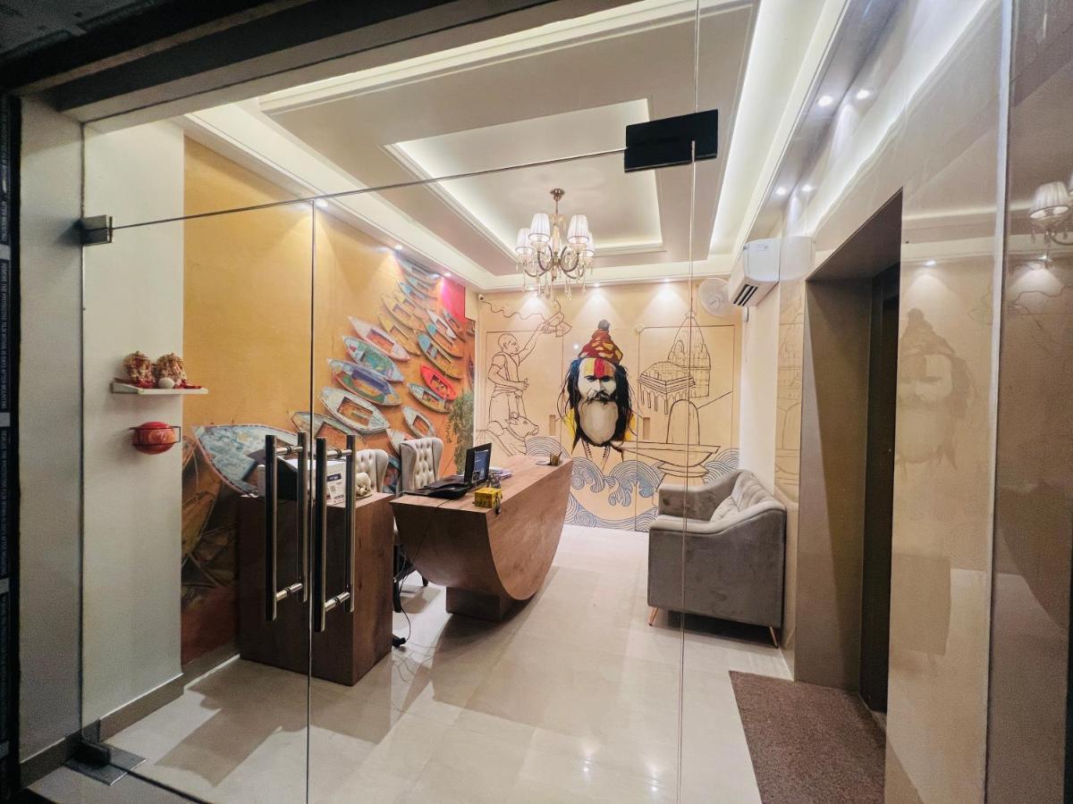 Hotel Sugar Stars Varanasi