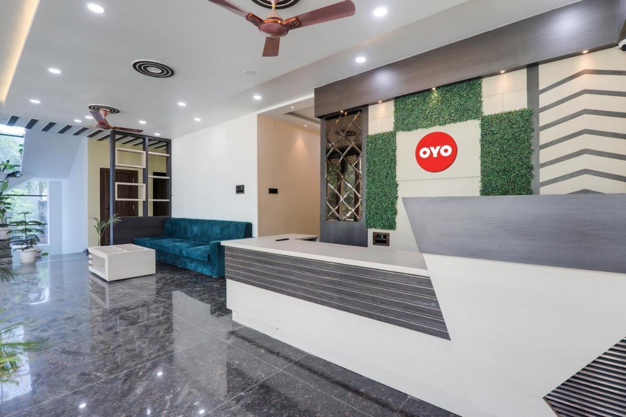 Oyo Flagship Seth Vila 3* Varanasi