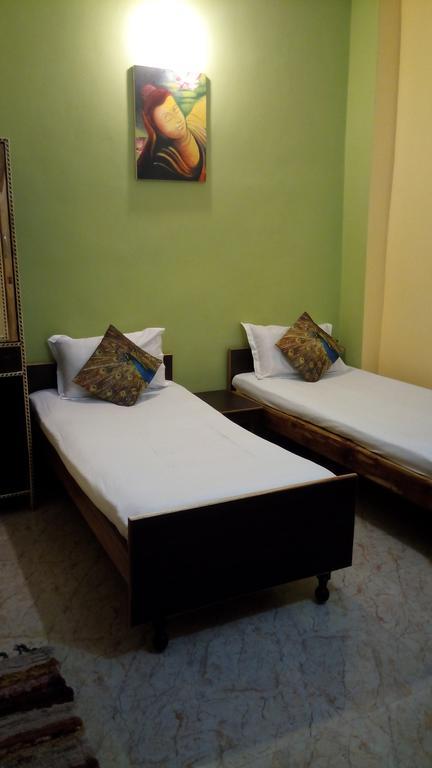 Aanvi Guest house Varanasi