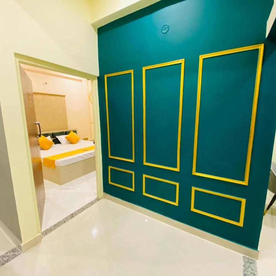 Golden Lotus Hotel 4*