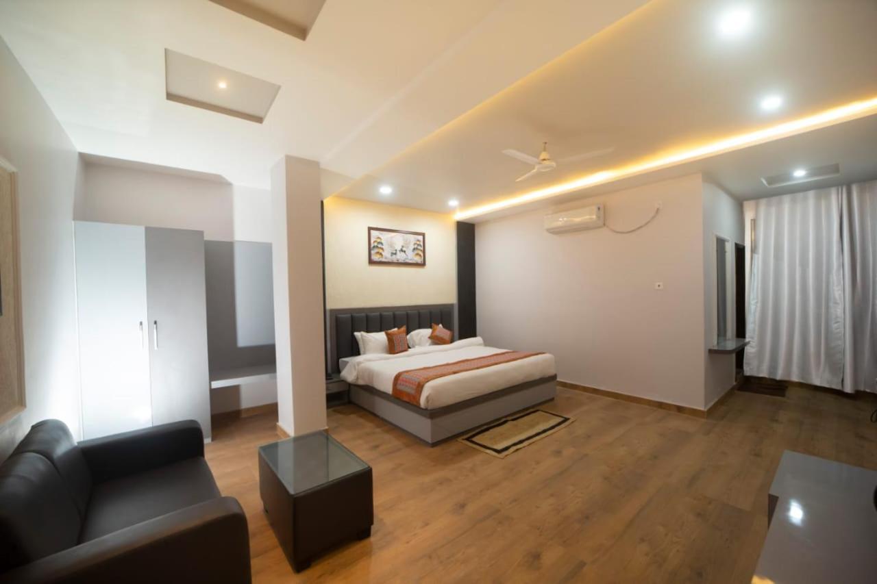 The Pearl Hotel Varanasi