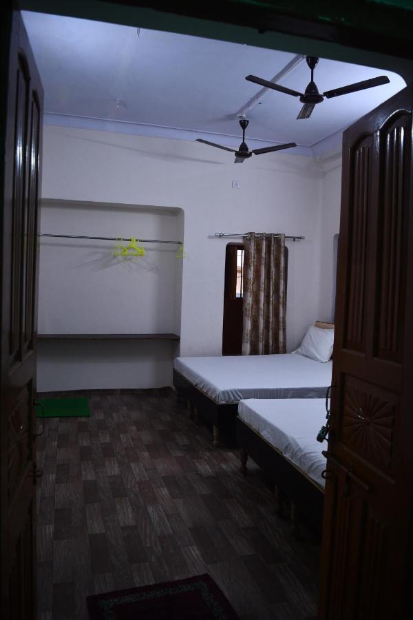 Shivohm Homestay 400 Mtrs From Kashi Vishwanath Temple Varanasi