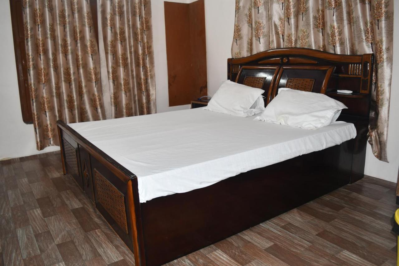 Shivohm Homestay 400 Mtrs From Kashi Vishwanath Temple Homestay