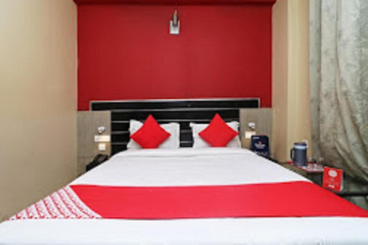 Hotel Raj Kamal Palace By Wb Varanasi