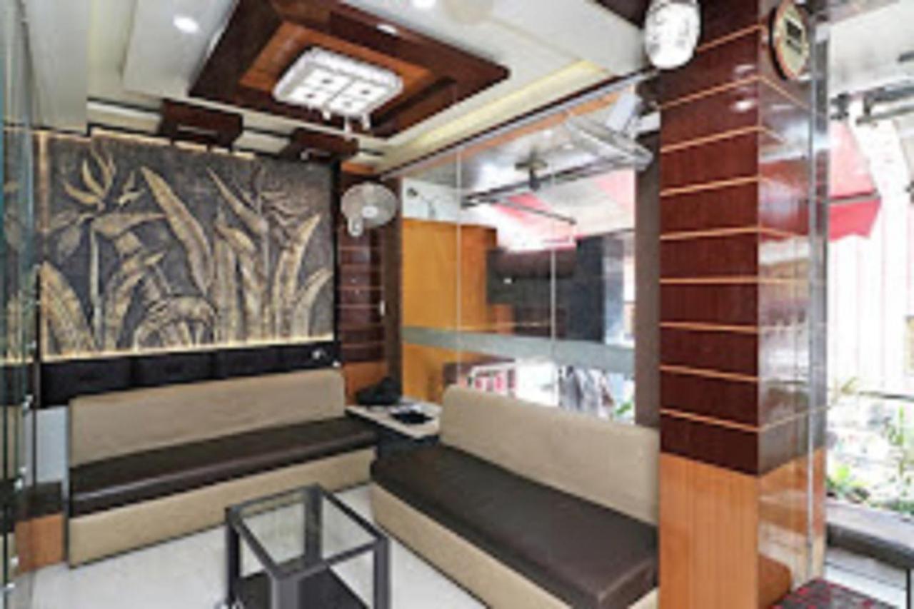 Raj Kamal Palace By Wb *