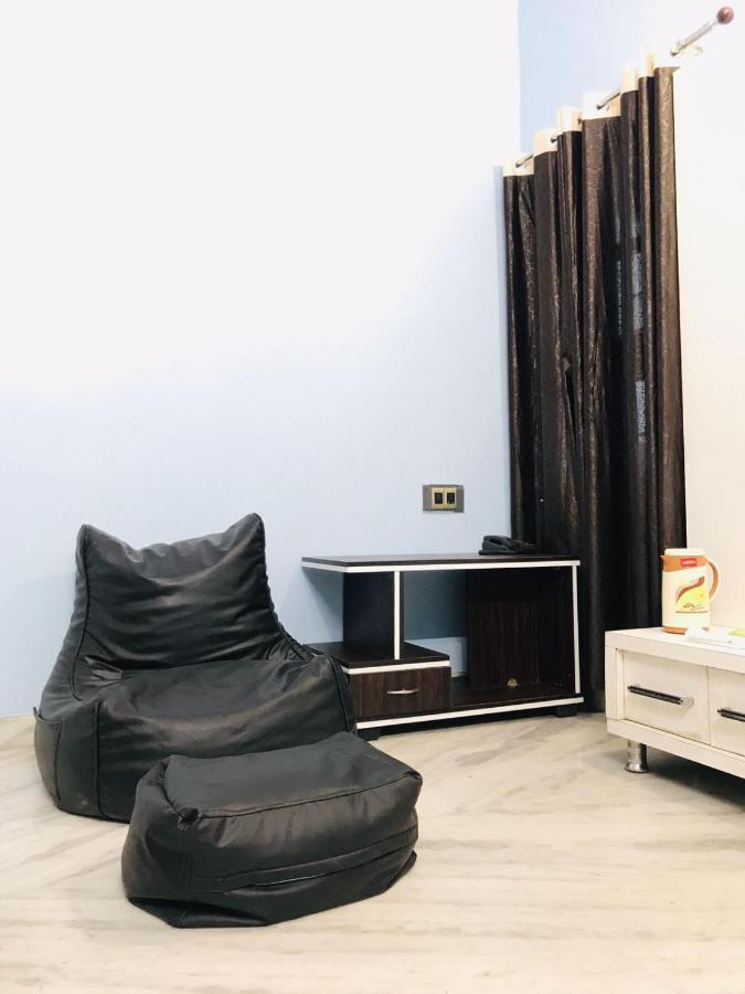 Shree Shyam Kunj Aparthotel
