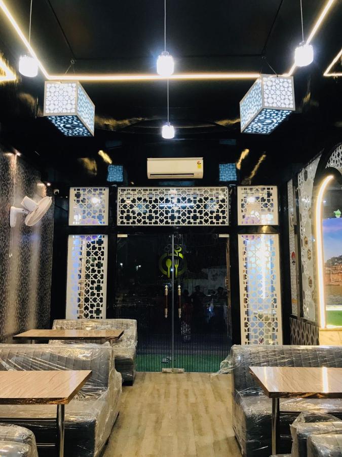 Shree Shyam Kunj Aparthotel
