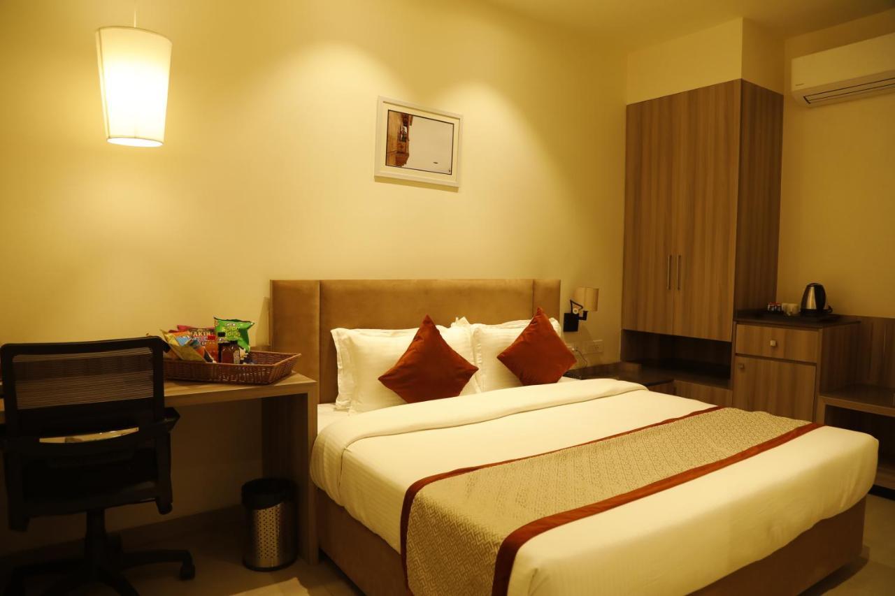 The Royal Vista Hotel 3*