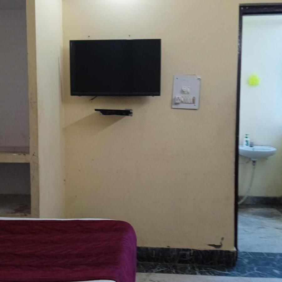 Homestay Kaashi International