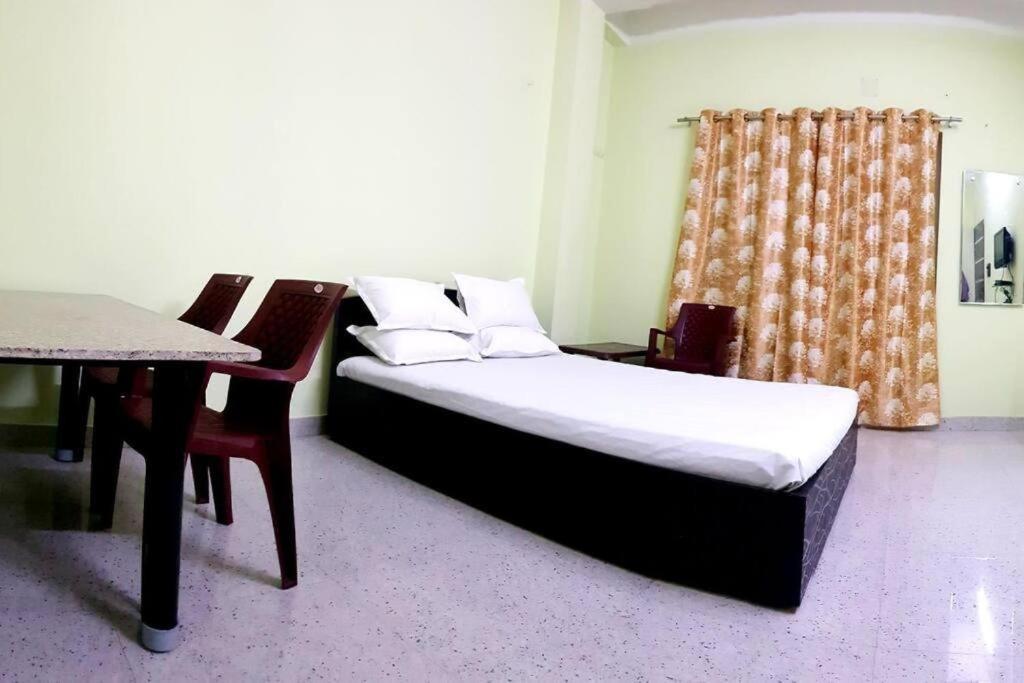 Rn Residency Bed & Breakfast *
