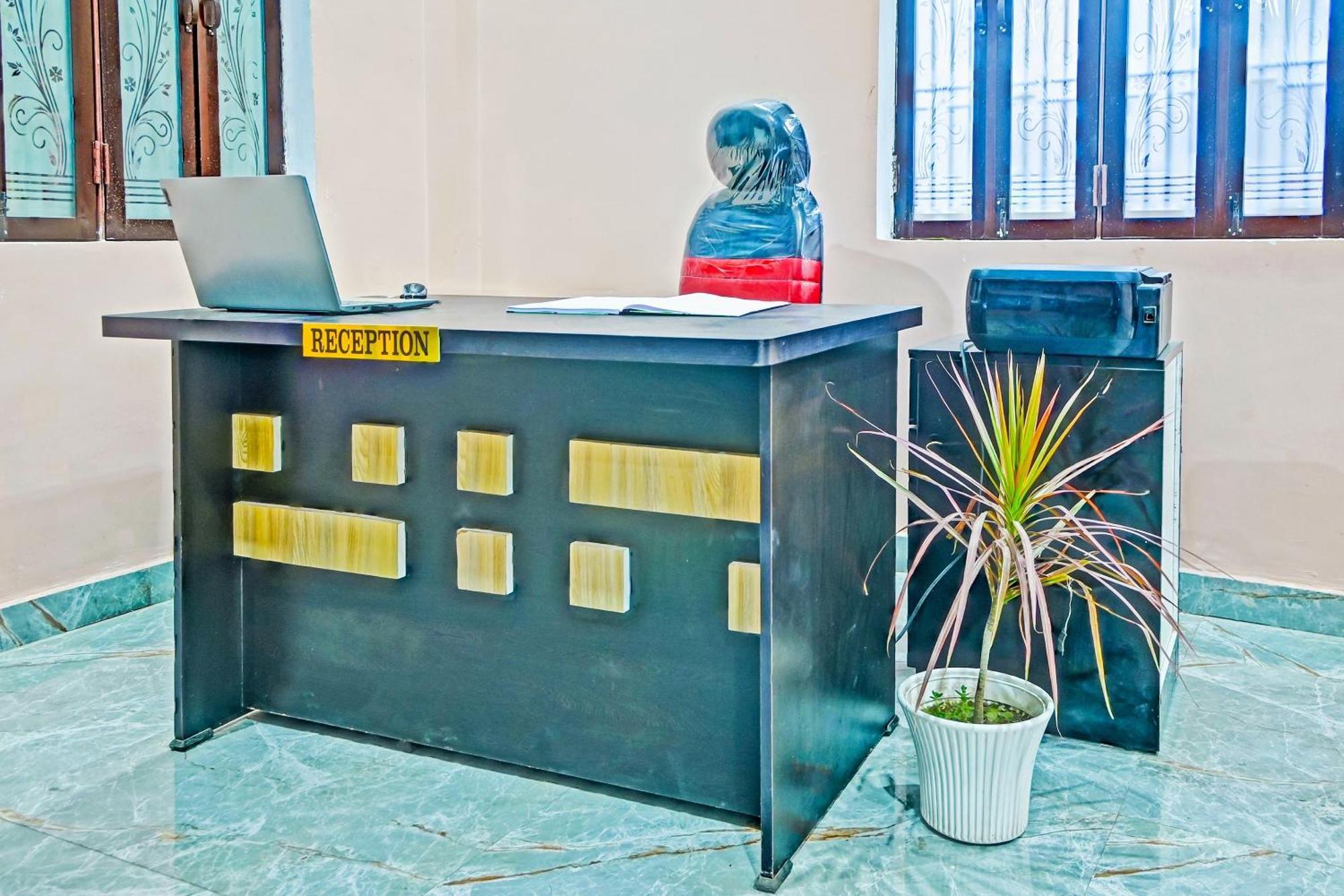 Hotel Oyo Flagship Tara 4*