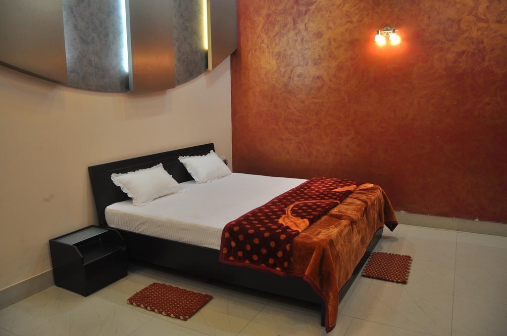 Hotel H.K.J International 3* Varanasi