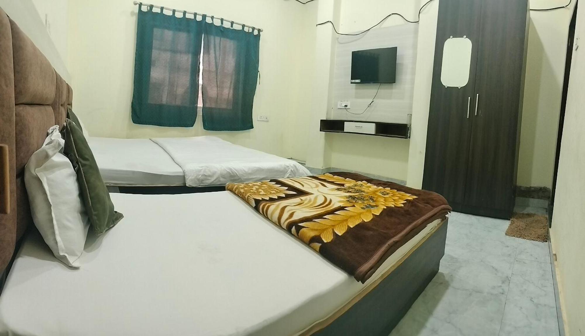 Guest house Shivala Grand Varanasi