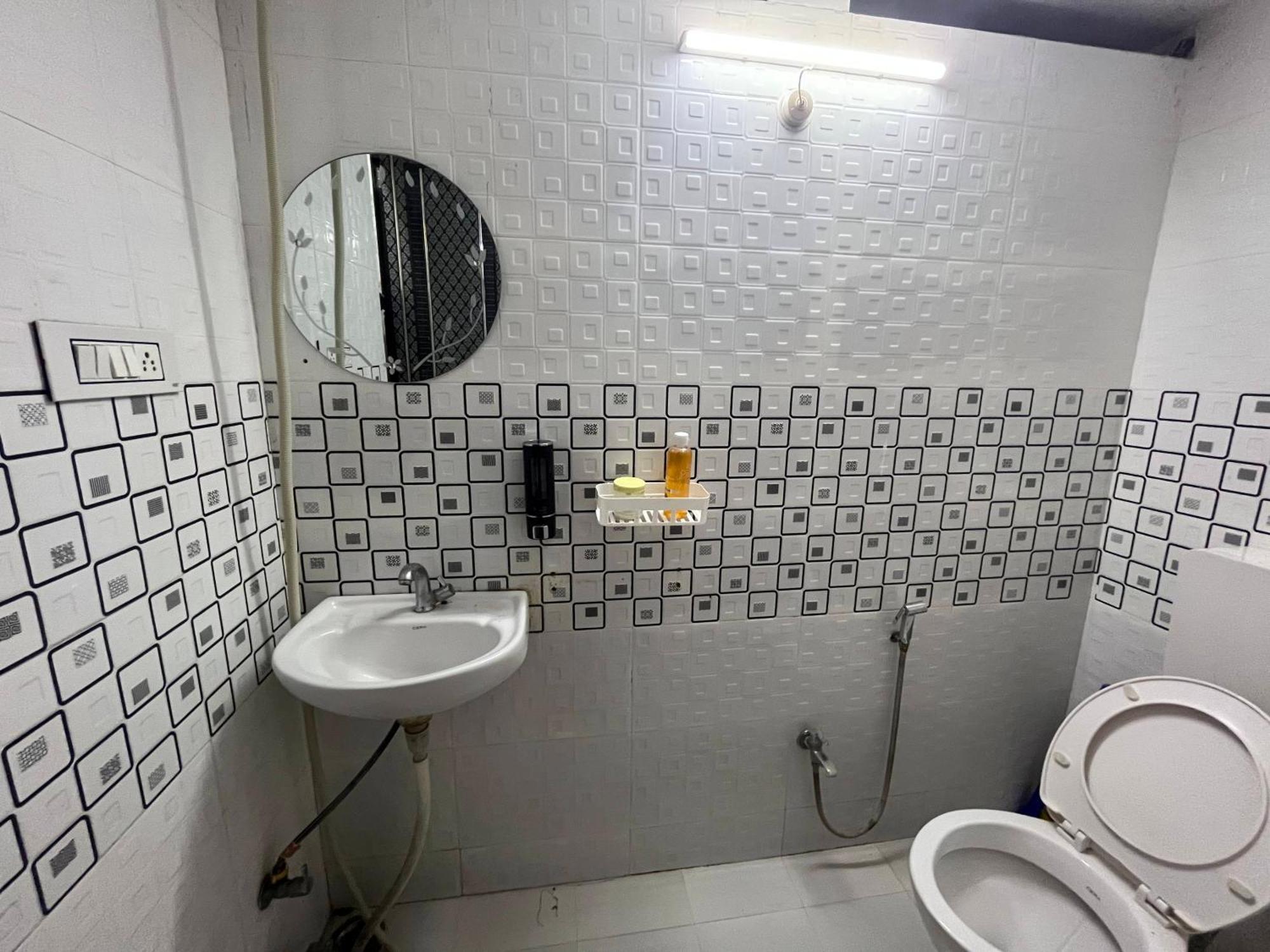Anjani Home - 3Bhk Groundfloor Appartment - Family Stay *