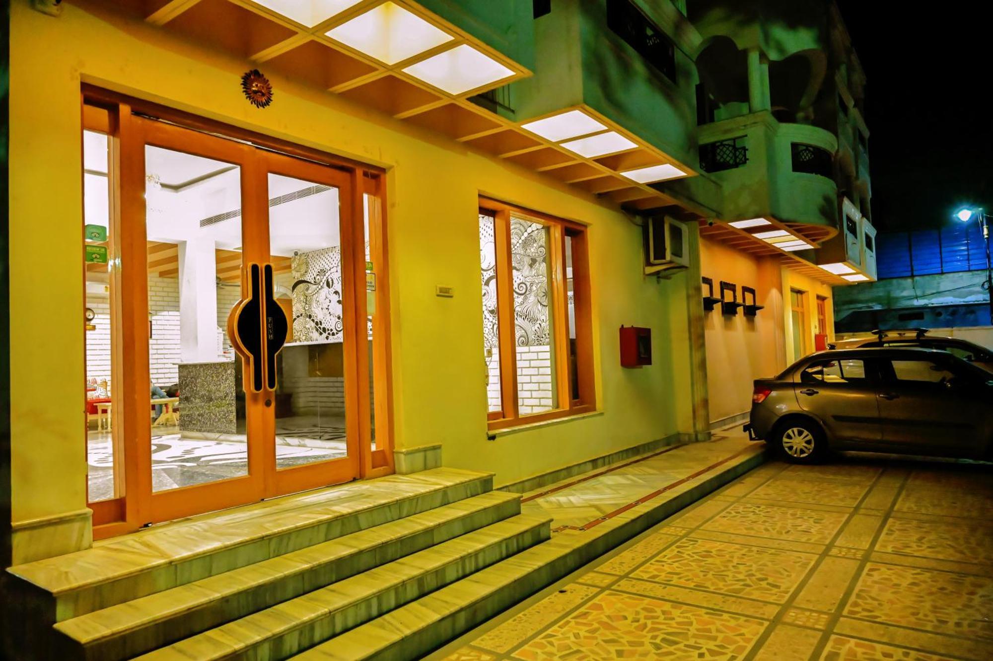 Hotel Trimrooms Buddha Varanasi