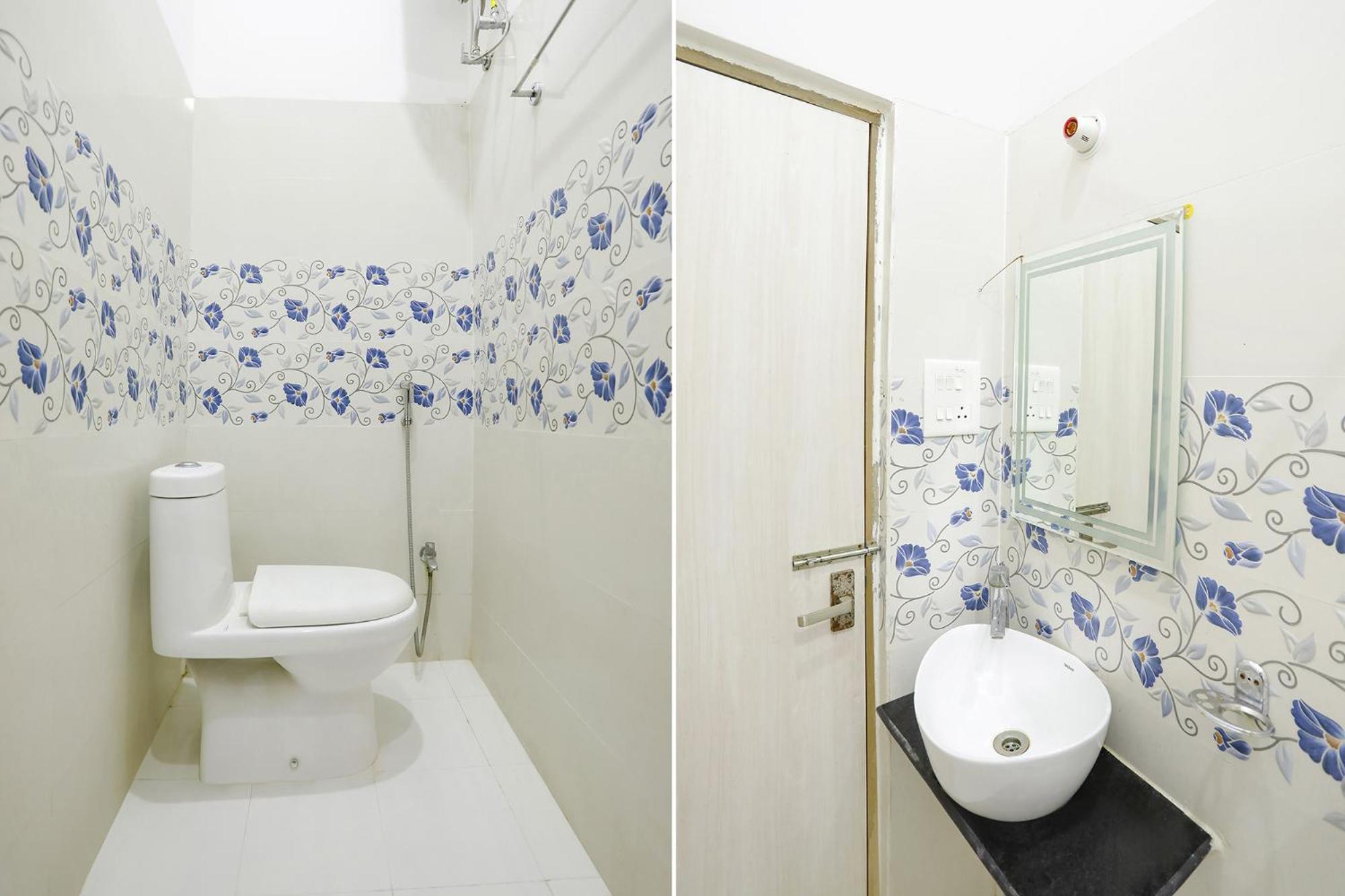 Hotel Fabexpress Prashansa Palace 3*