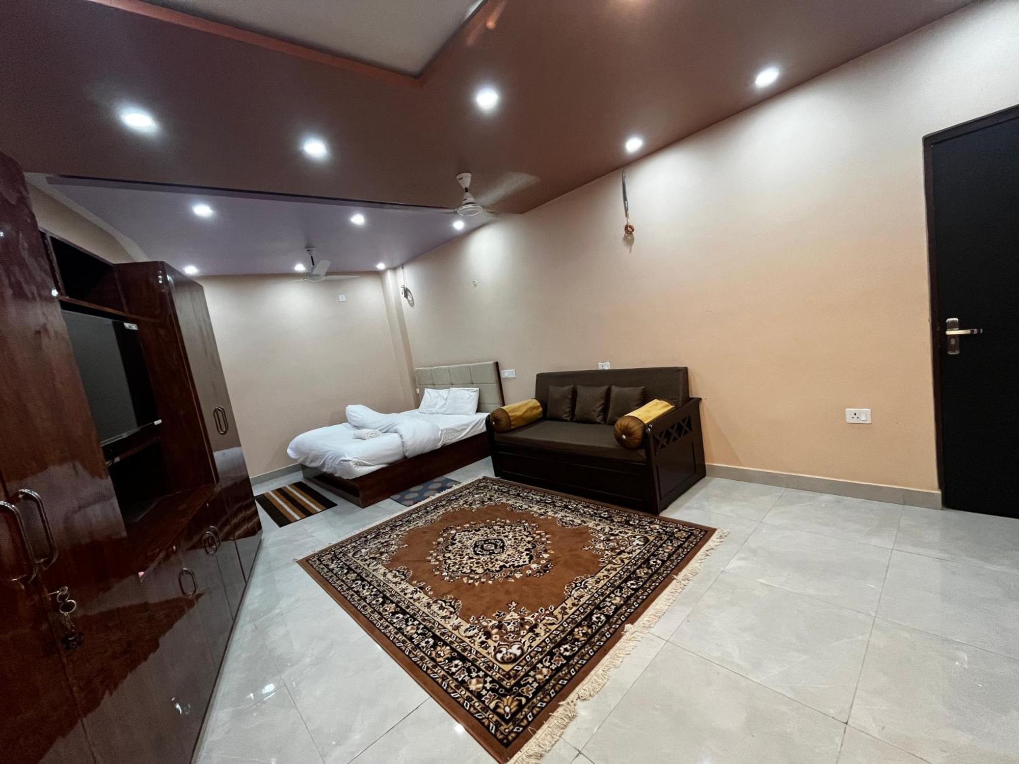 Apartment Preeti's Nest Varanasi