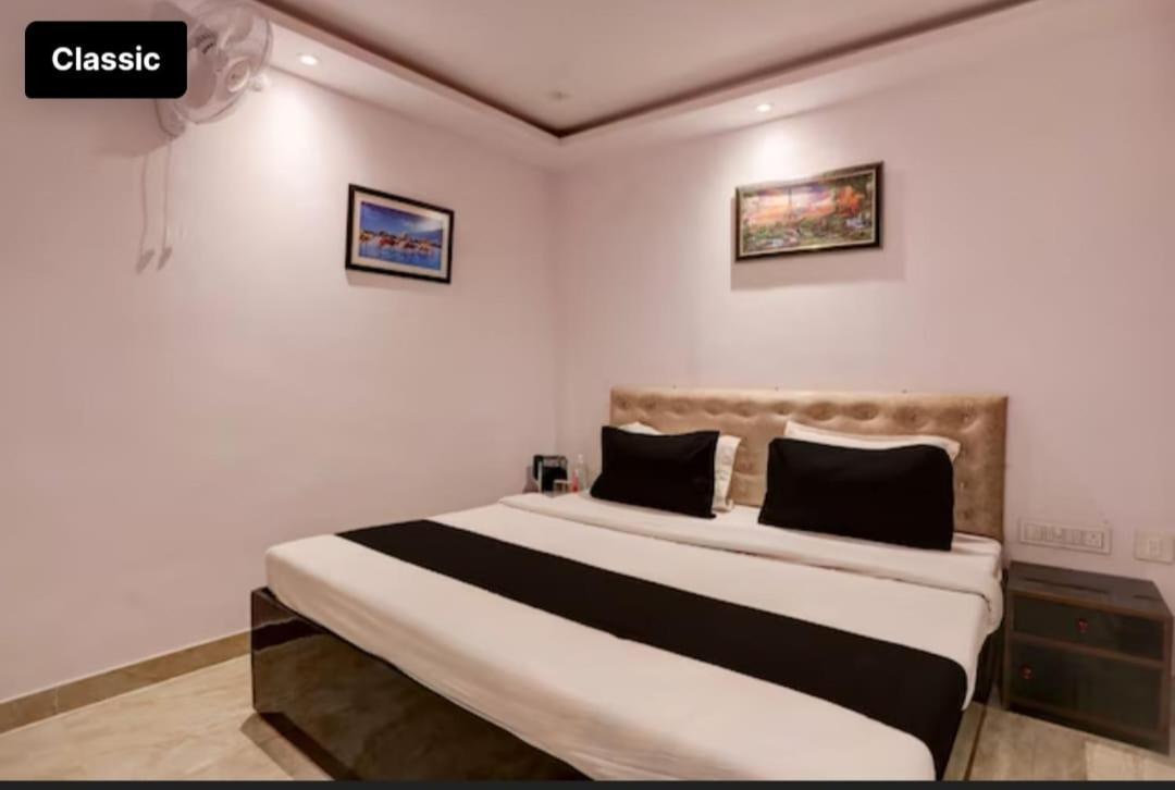 Virat Palace * Varanasi