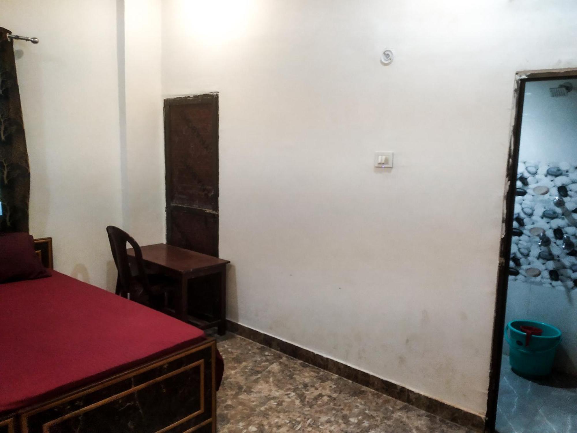 Guest house Shree Om Palace Varanasi