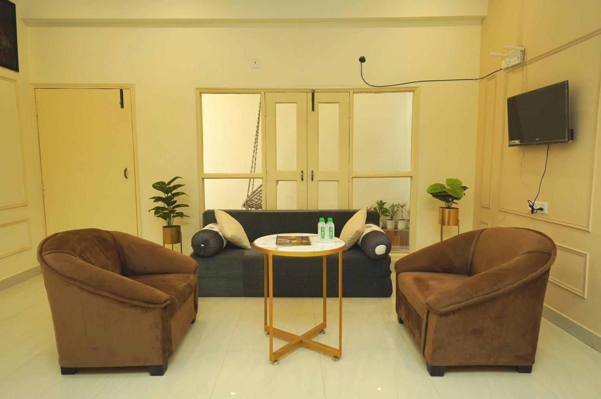 Hostel Golden Lotus Kashi Varanasi