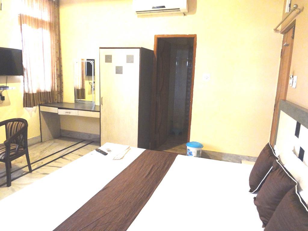 Guest house Hotel H.K.J International Varanasi