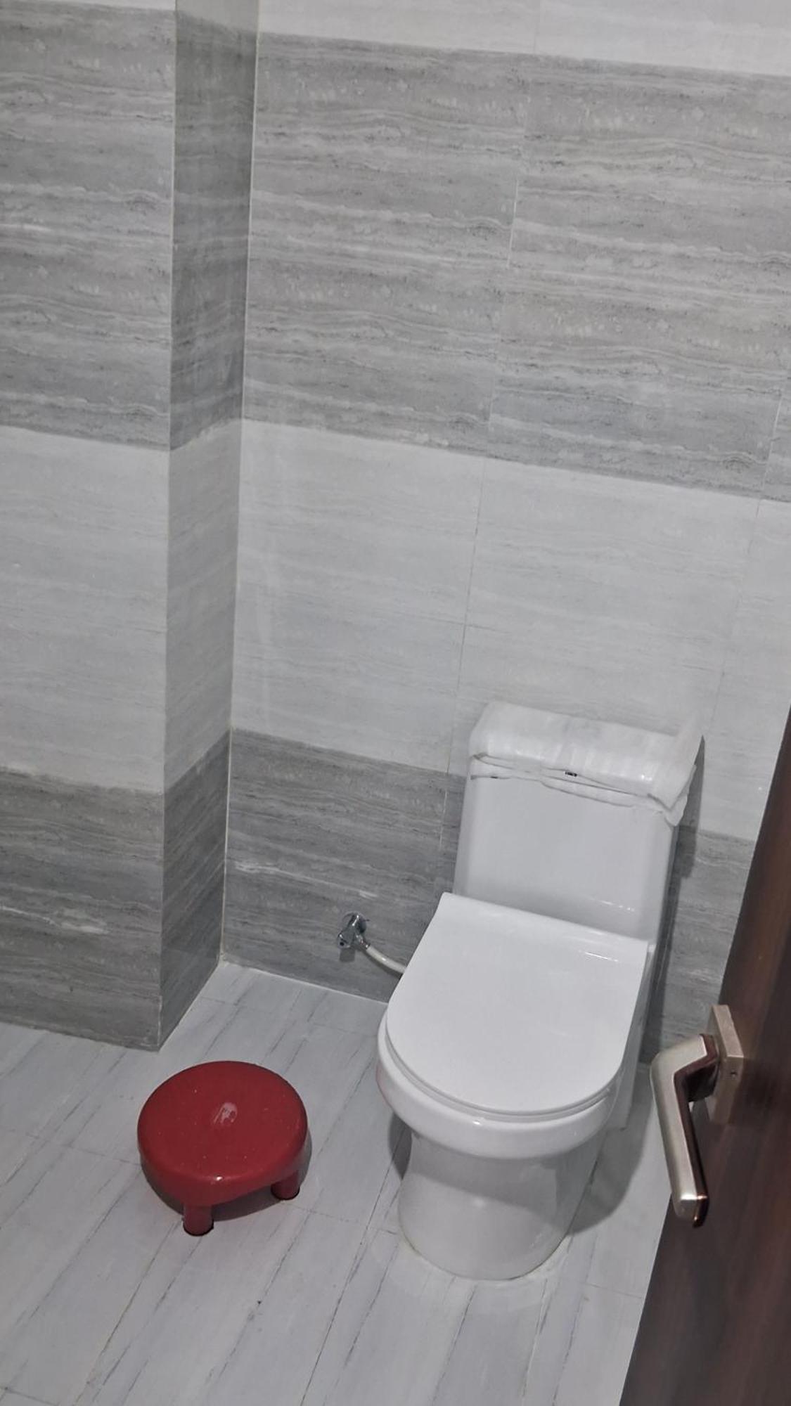 Laxman Hotel 3*