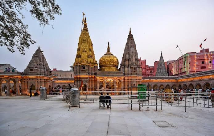 Tridev Varanasi