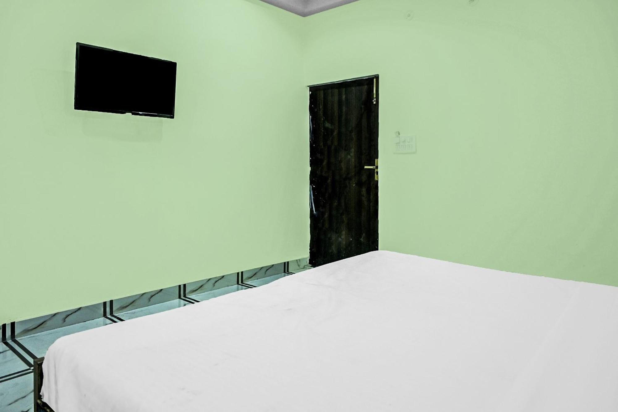 Oyo Flagship Tara Hotel Varanasi