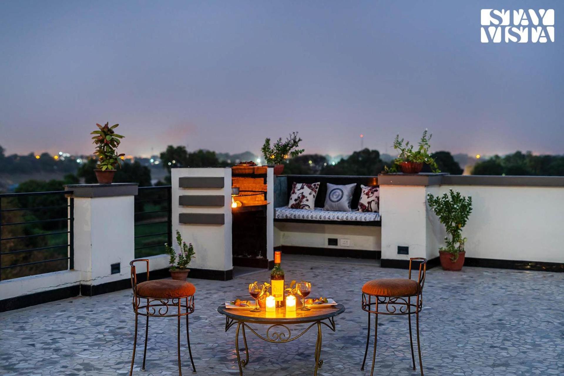 Villa Serenity By The Ganges With Alfresco Dining At By Stayvista Varanasi