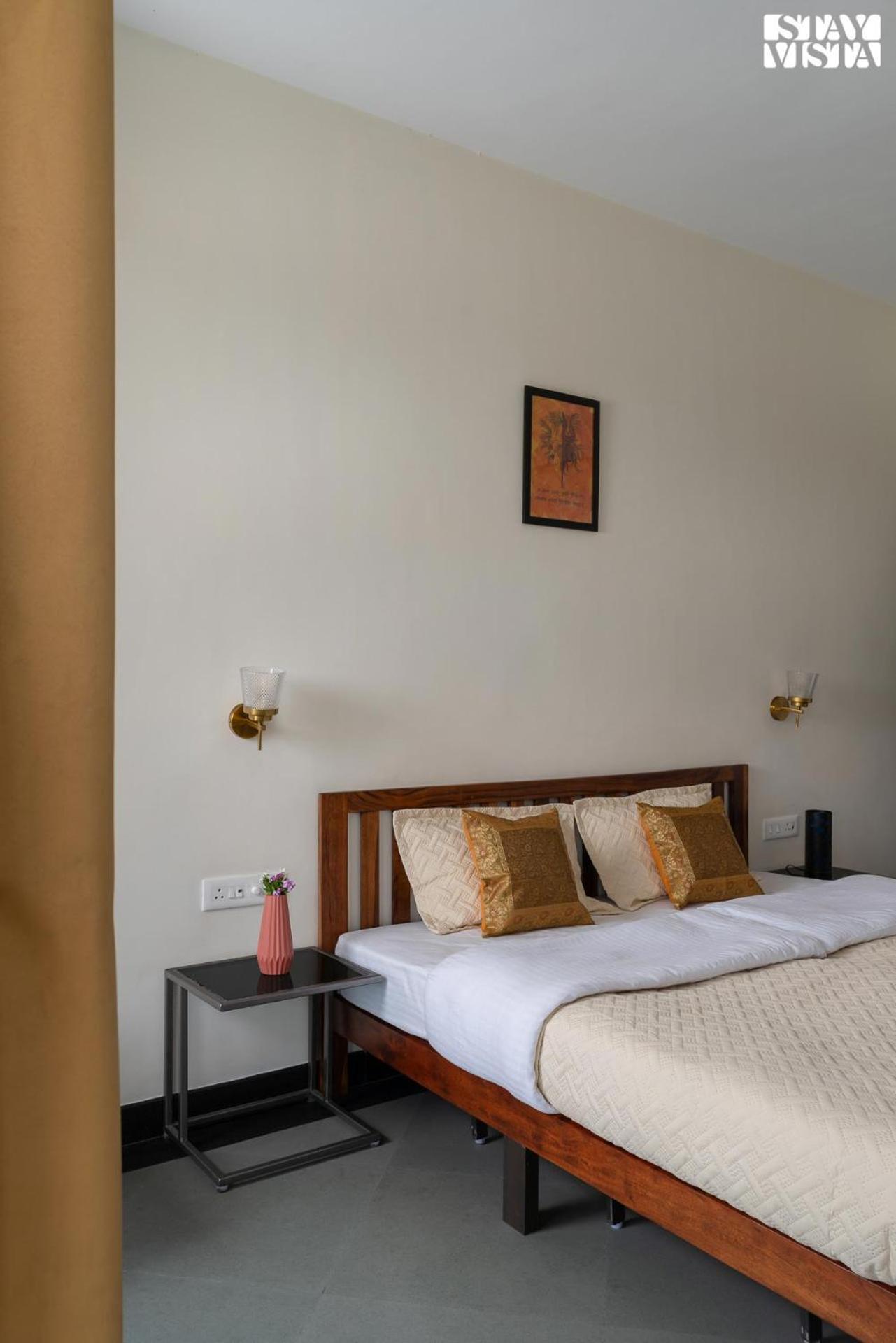 Villa Serenity By The Ganges With Alfresco Dining At By Stayvista *