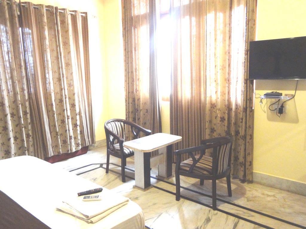Hotel H.K.J International 3*