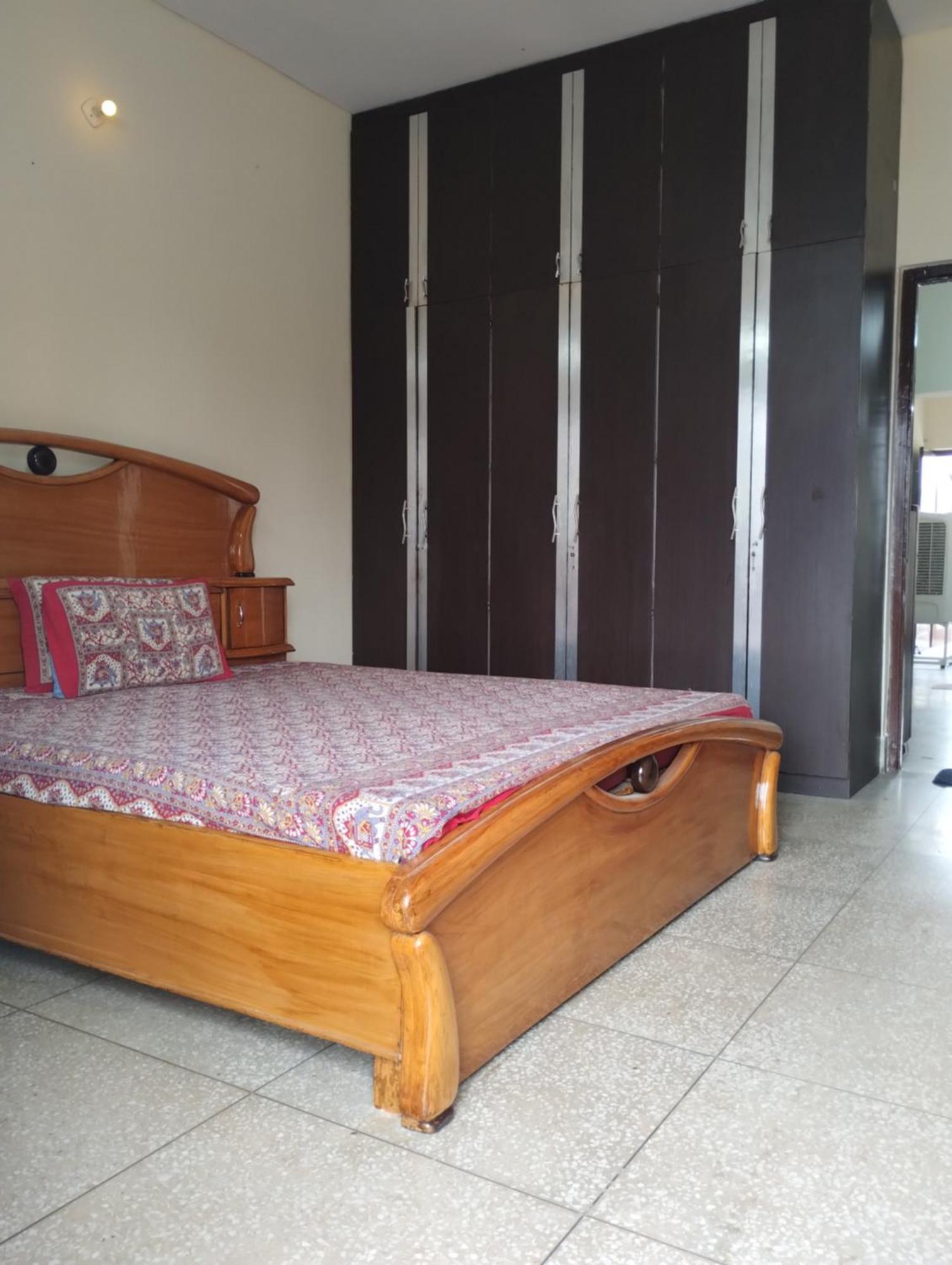 Oparthomestay * Varanasi