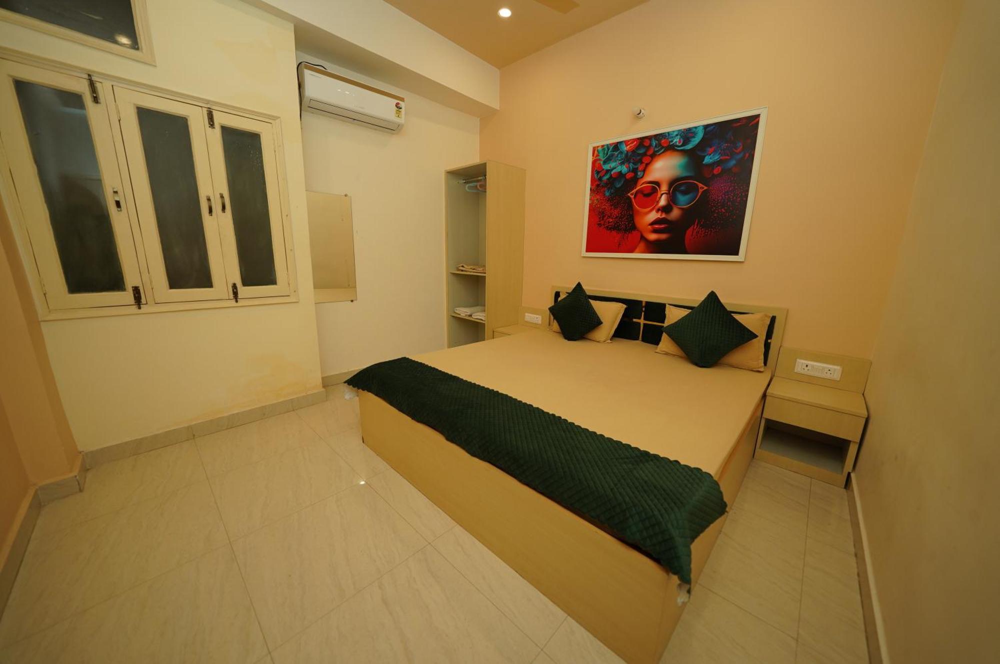 Hostel Golden Lotus Kashi Varanasi