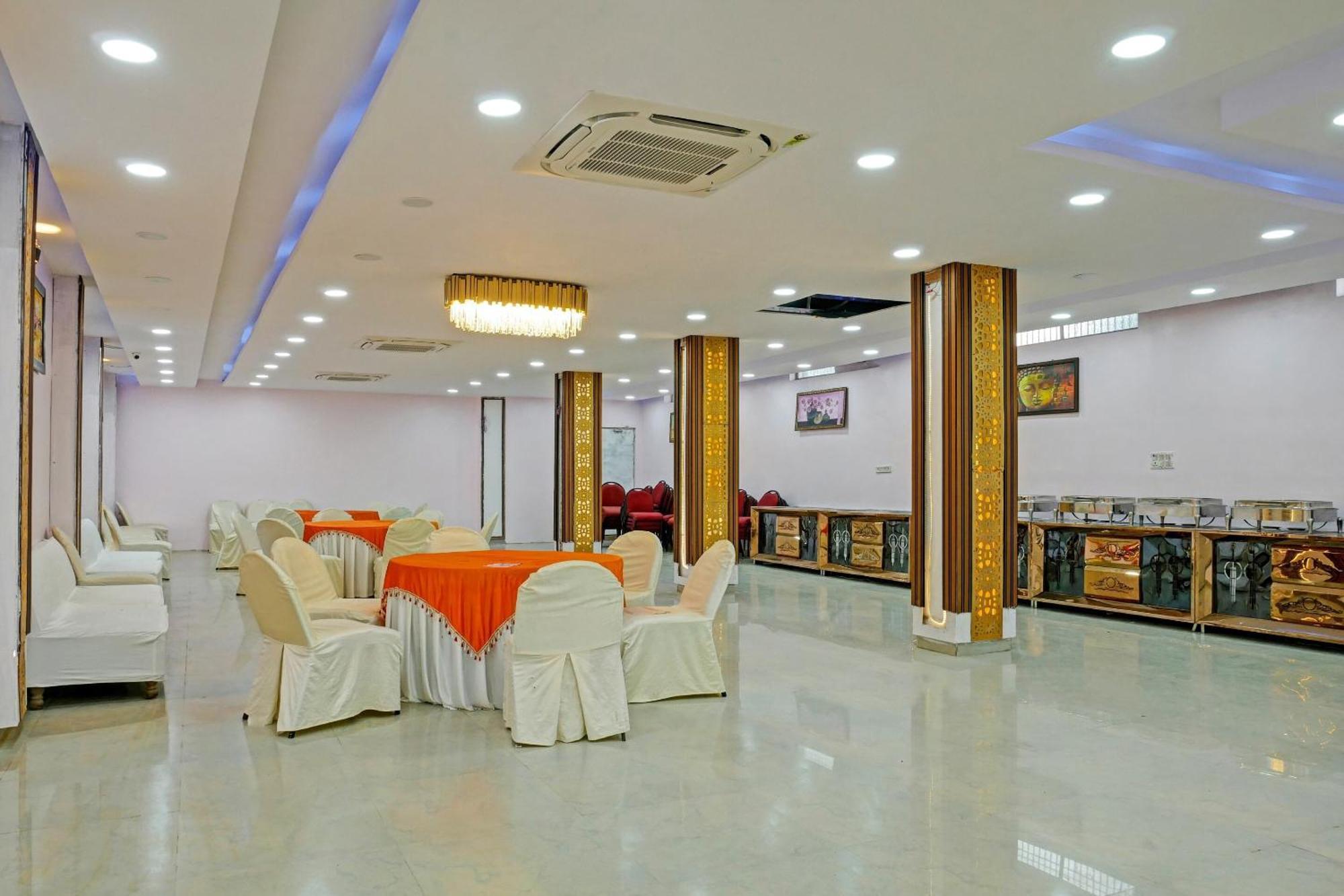 Hotel O Paradise 3*