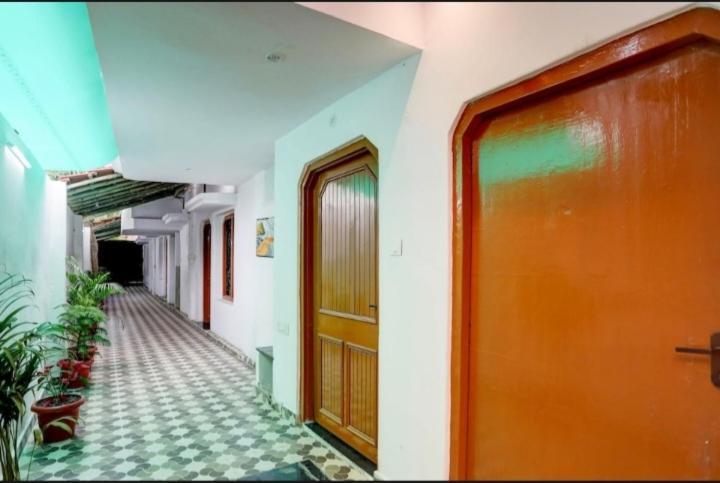 Virat Palace Guest house Varanasi