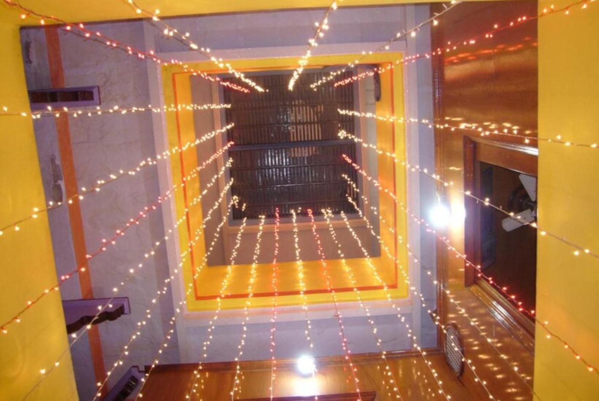 Grg Shanti Near Manikarnika Ghat Guest house 3*