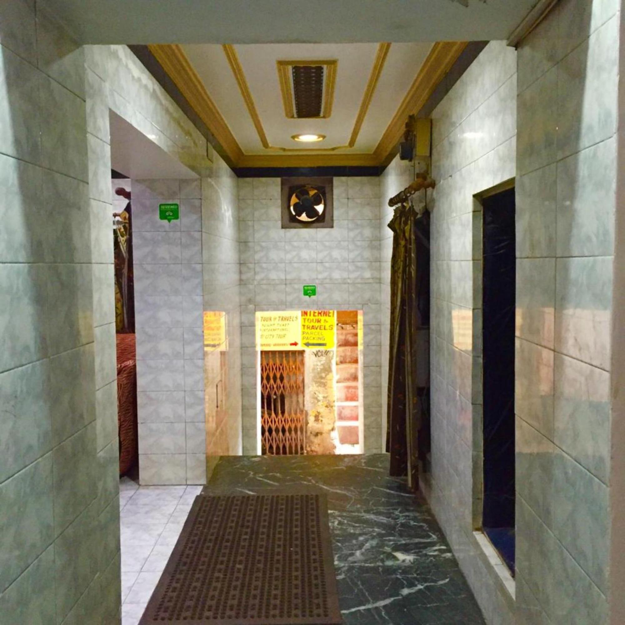 Grg Shanti Near Manikarnika Ghat