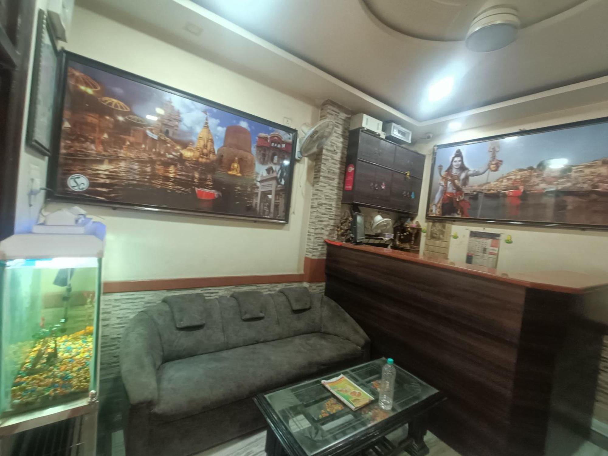 Shiv Ganga Kashi Guest house *