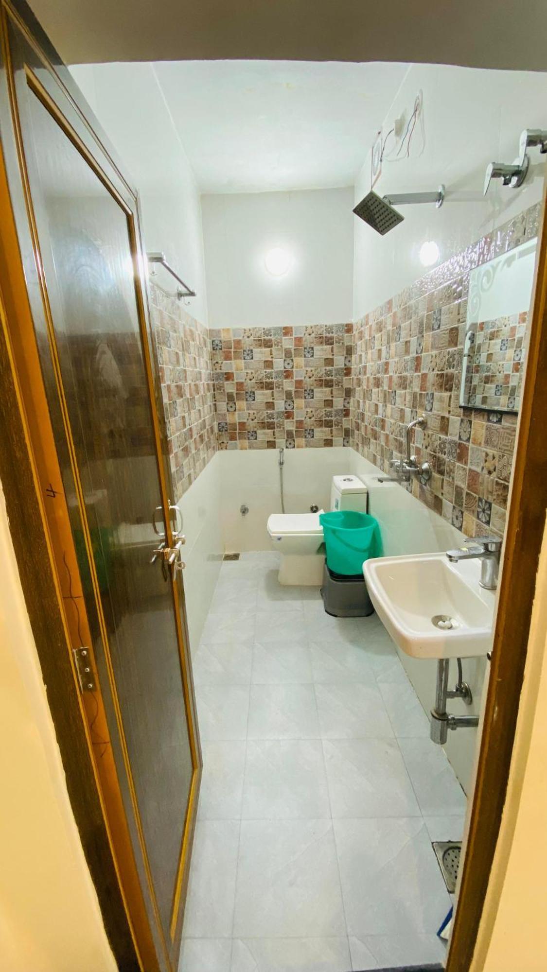 Apna Ghar Homestay Homestay