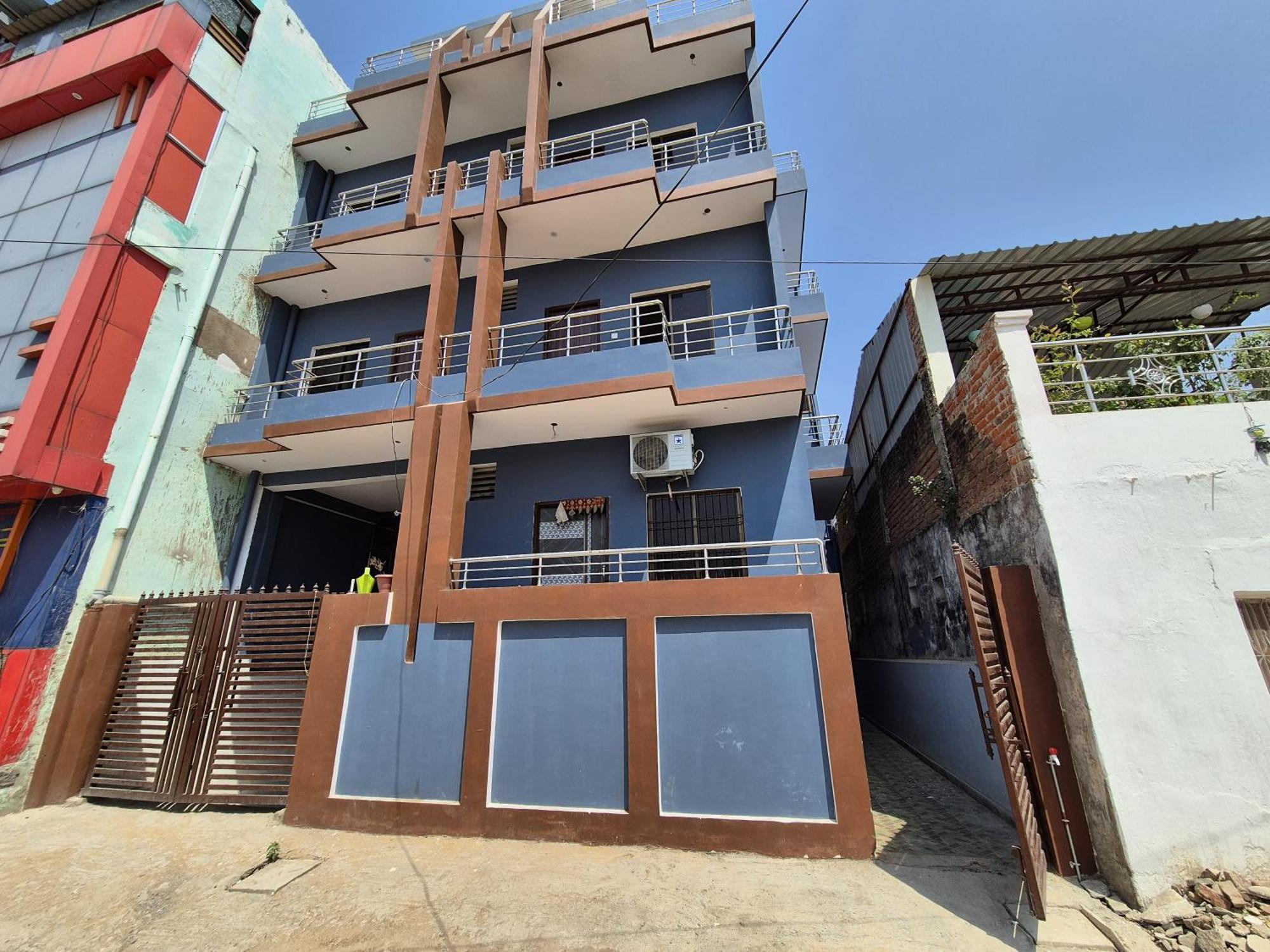 Apartment Zucross Varanasi