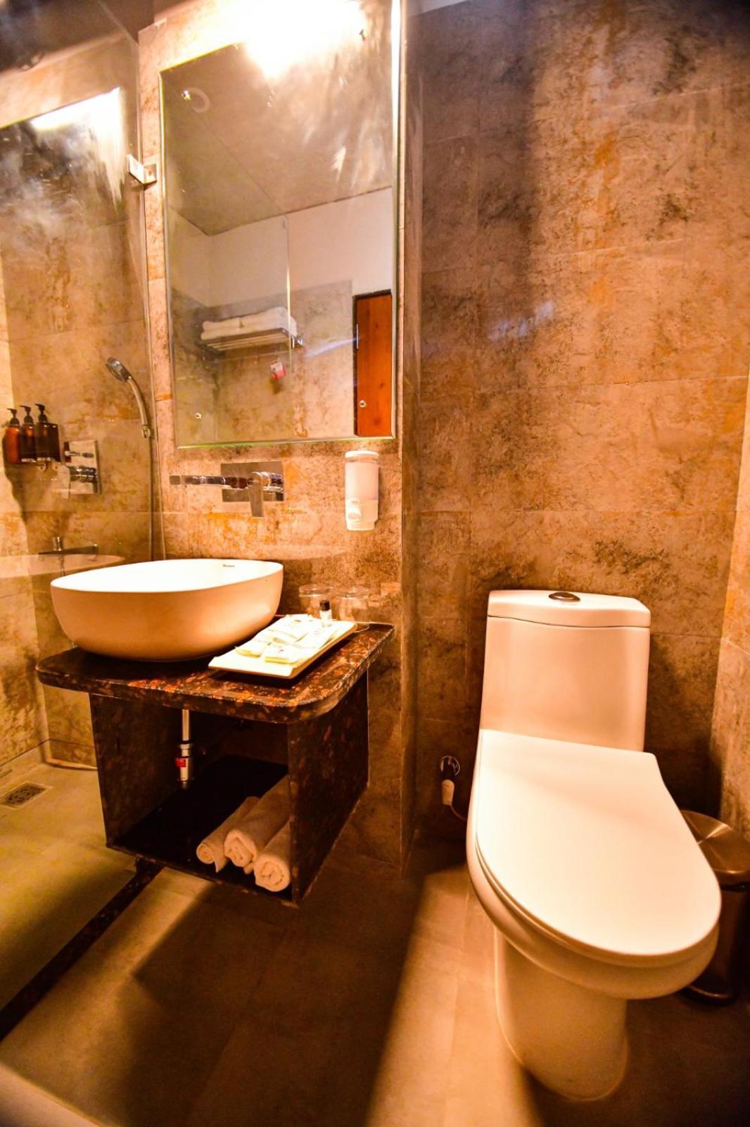 Hotel Aviral Ganga A Unit Of Amritaam Wellness Varanasi