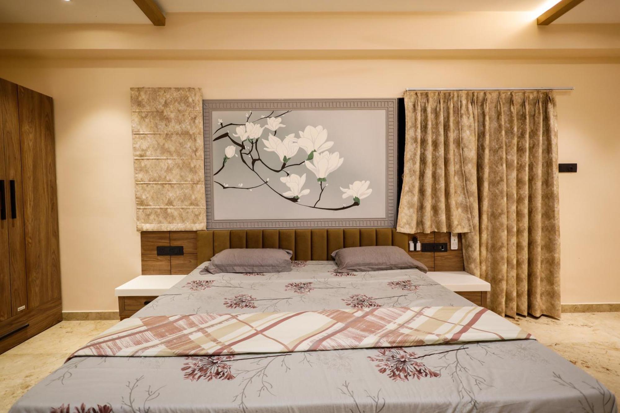 Myestay Elite The Ultimate Luxury Spacious * Varanasi