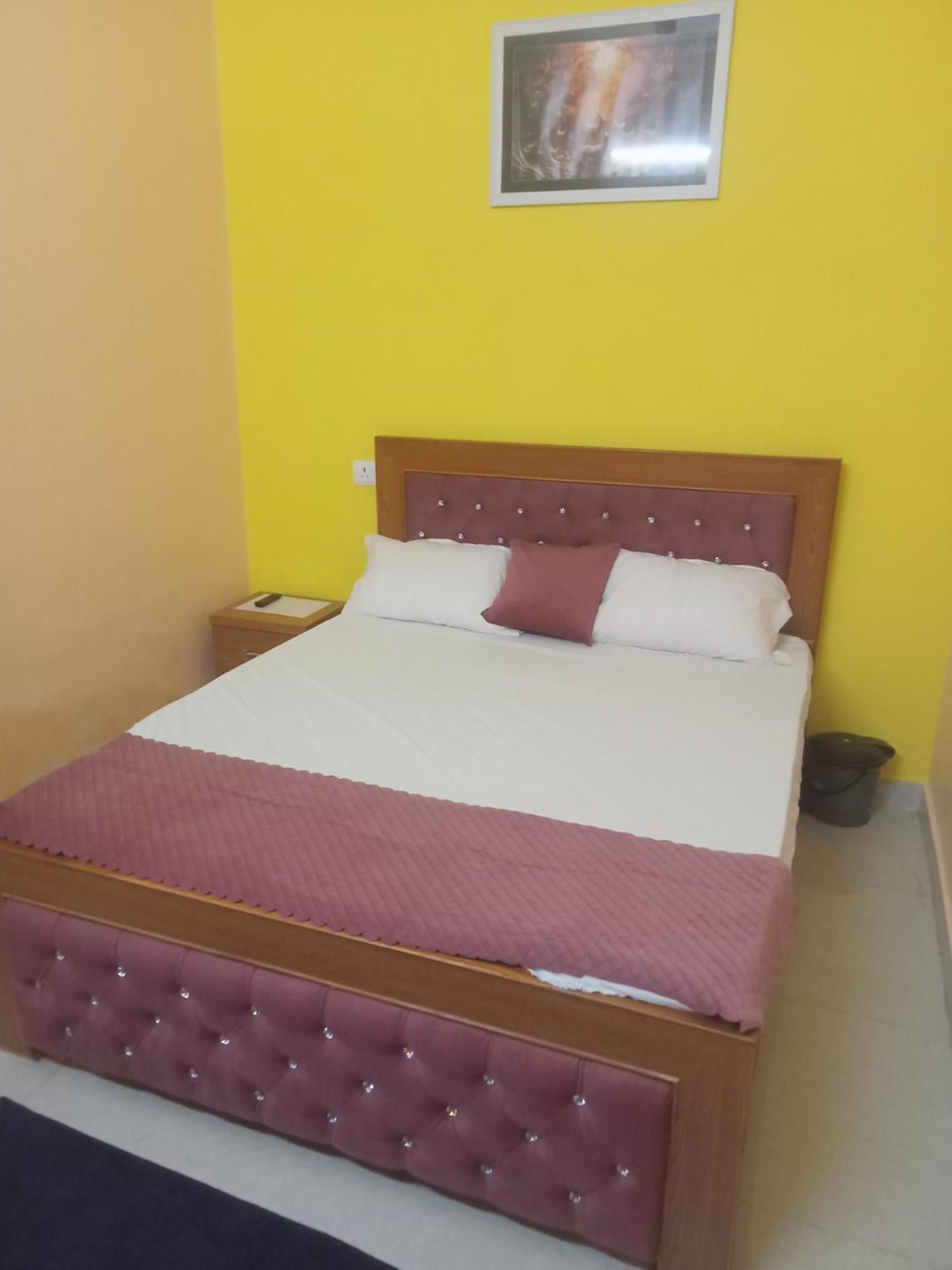 Grand Buddha Guest house Varanasi