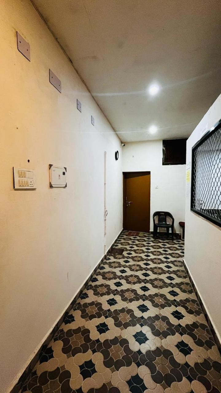 Shree Om Palace Guest house Varanasi