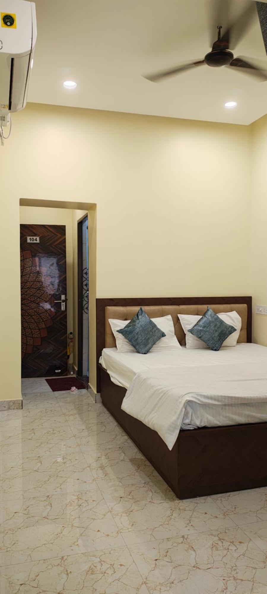 Ganga Sparsh Hotel Varanasi