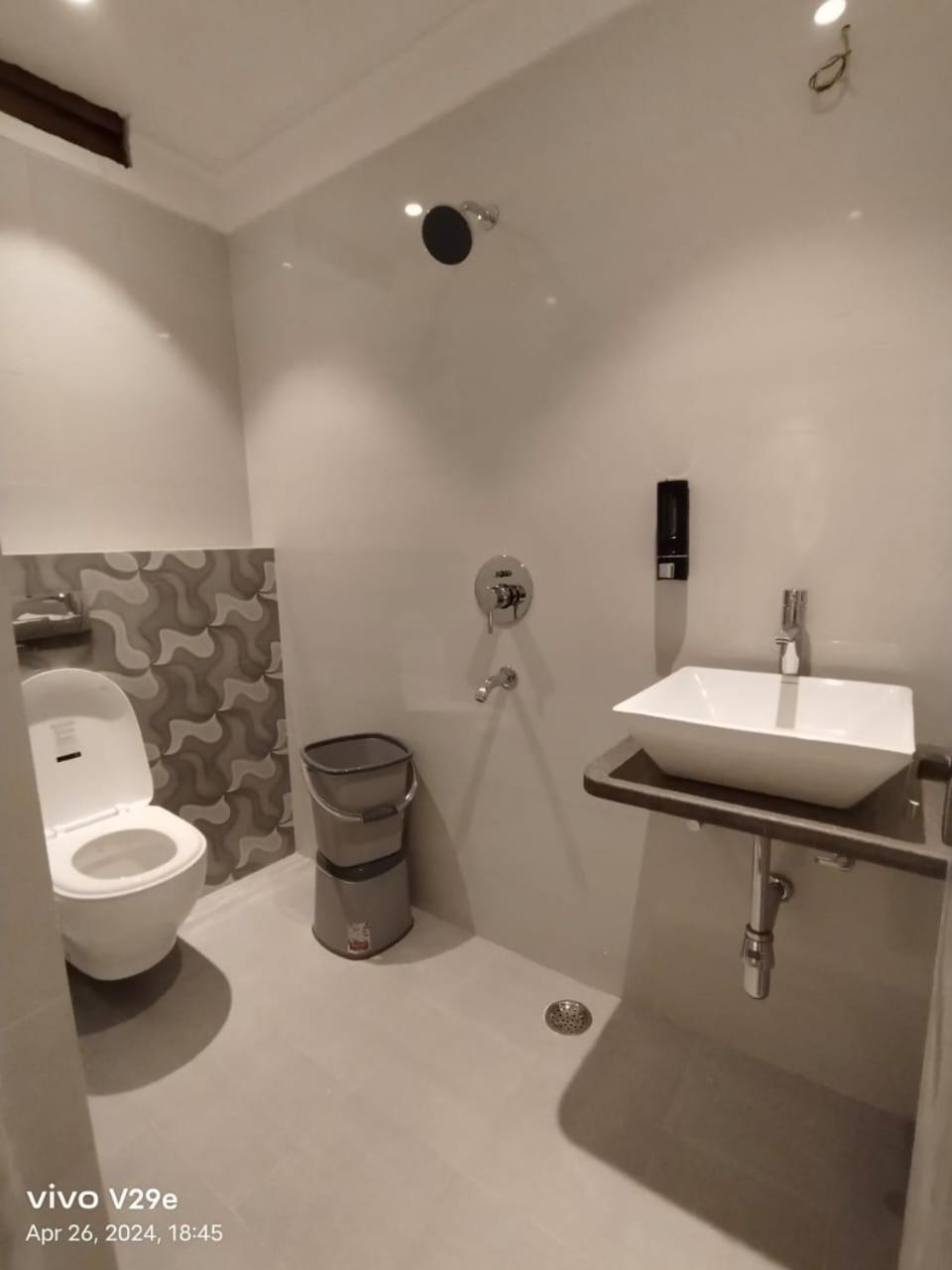 H Hotel 3*
