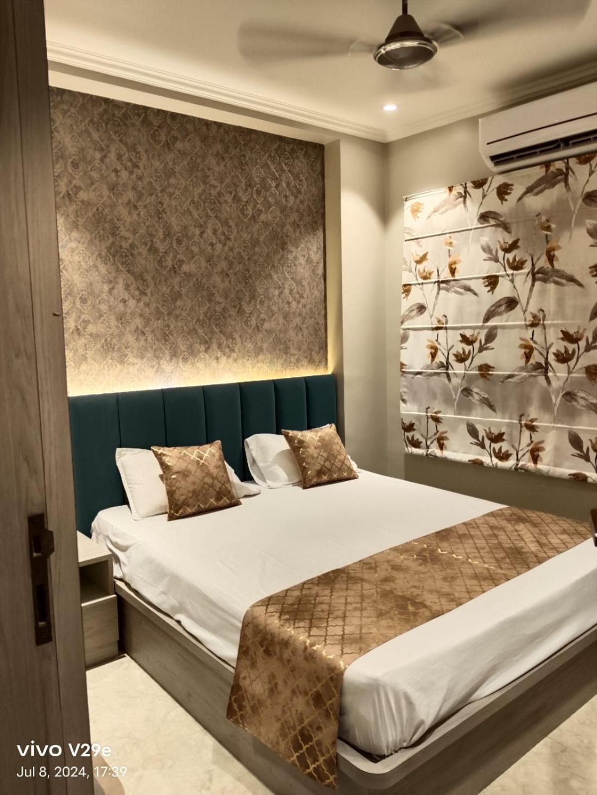 H Hotel