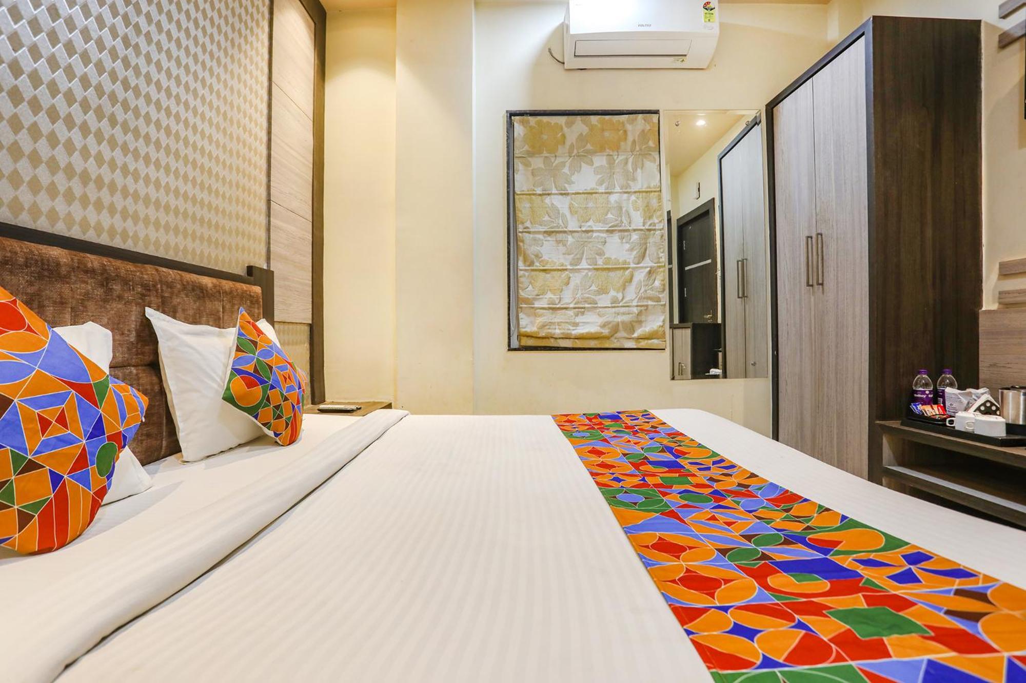 Hotel Fabhotel Ksg Residency Varanasi