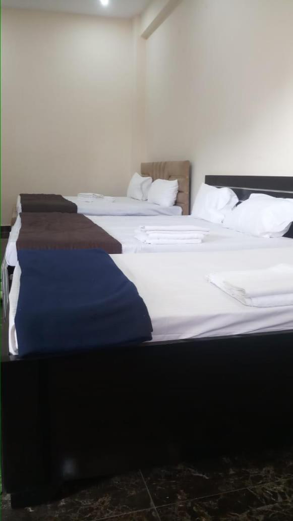 Jhankar Banquet And Lawn Hotel Varanasi