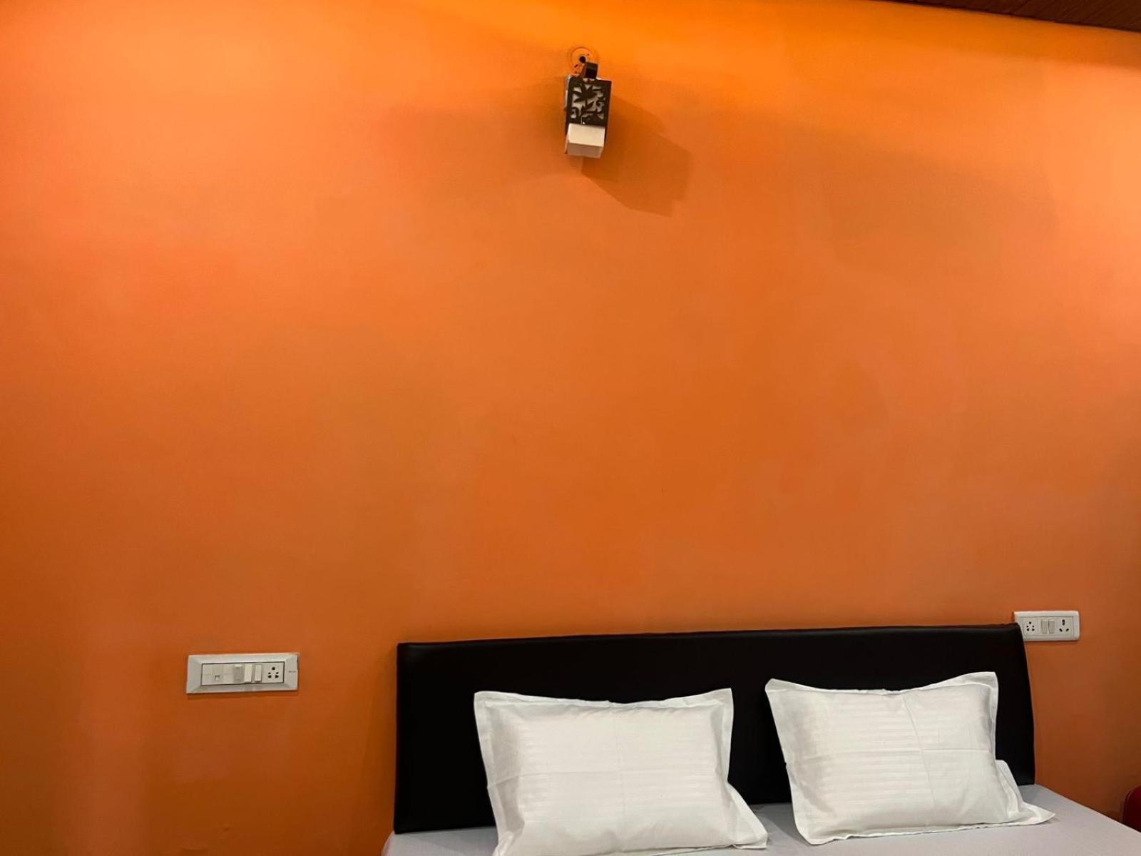 Hotel Saanvi Residency